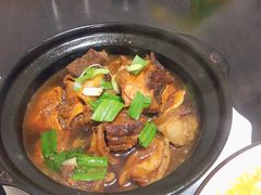 红烧牛腩-领鲜土菜馆