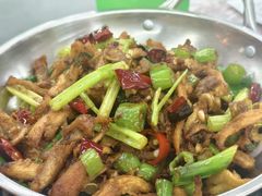 干锅手撕鸡-小民大排档(马场角横路店)