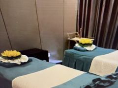 -珠海棕泉水疗酒店(拱北口岸高铁站店)