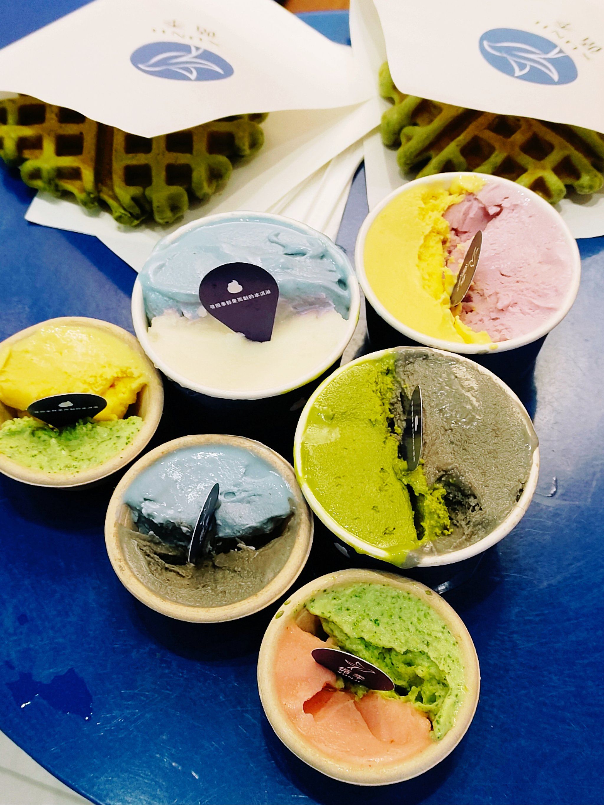 五颜六色的手工冰激凌🍨