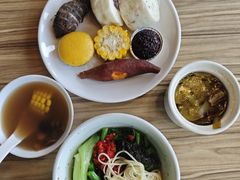 -感恩心素食馆(百世广场店)