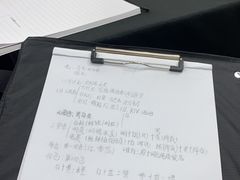 -首脑美容美发化妆美甲培训学校(龙岗校区)