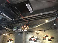 -巴四老城区炭火蛙锅(张江店)