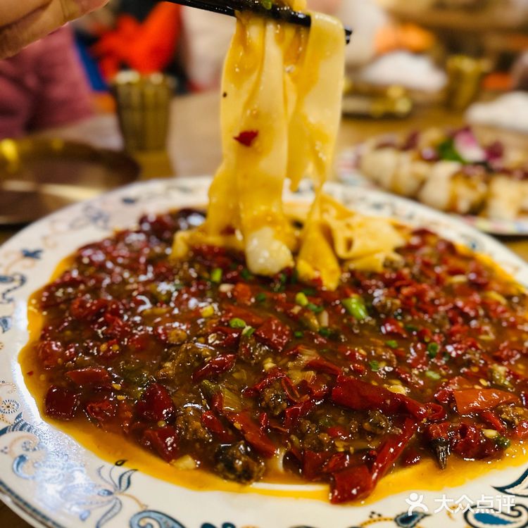 乌鲁木齐原来也有如此异域风的烧烤店