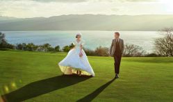 -乐派诗婚纱摄影