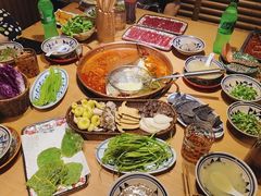 -洱火云南酸菜牛肉火锅(石景山当代商城店)