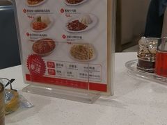 -香港新发烧腊茶餐厅(水围店)