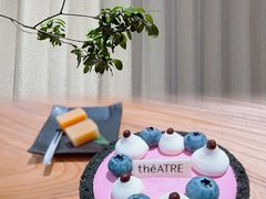 -théATRE CAKE 茶聚场(环球金融中心店)