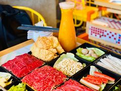 -花田煮鲜牛肉火锅(钟楼众汇店)
