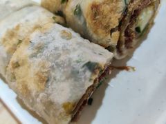 葱饼卷牛肉-台北楚楚园馅饼粥(虹桥南丰城店)