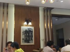 -老人和饭店(淮海中路店)