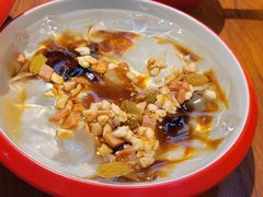 老闵特色椰香冰粉-老闵田螺馆·南昌市井菜·特色小吃(总店)