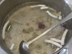 -喃喃椰·糟粕醋·椰子鸡火锅(七堡花园店)