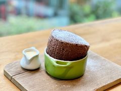 Chocolate&nbsp;souffle-ROAST