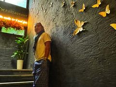 -Mark&Mars Restaurant