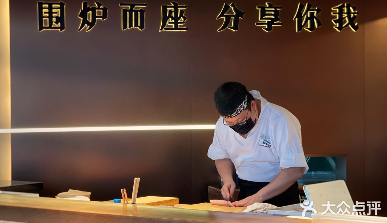 新晋江景餐厅｜享受炉火料理与烧物酒市的烟火盛宴🔥