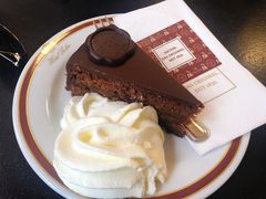-Cafe Sacher(WIEN)