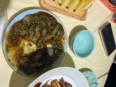 -嗨辣小聚·盘锦河蟹·海鲜烧烤龙虾(盘锦十年好店)
