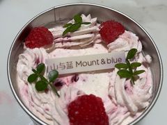 -山与蓝蛋糕(勒泰店)