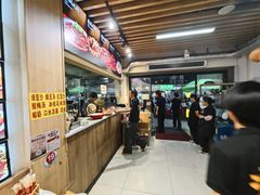 -郑记•不夜城烧烤•龙虾•虾蟹(黄鹤楼店)