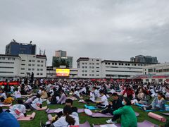 -北京大学五四田径场