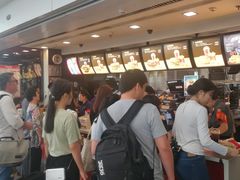 -麦当劳(深圳北站高铁店)