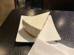 -初见咖啡(青大路店)