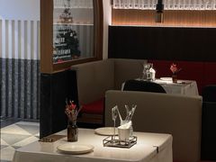 -阿妮叶李(光谷世界城店)