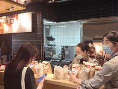 -麦当劳(中山公园龙之梦店)