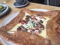 鸡蛋蘑菇熏肉荞麦可丽饼-RAC BAR(安福路店)