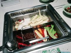 小鸳鸯锅底-野妹火锅(龙岗店)