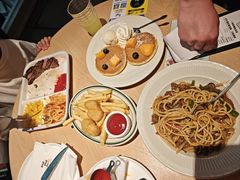 -菲滋意式餐厅(富阳东方茂店)