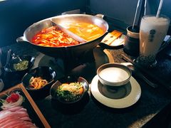 -湊湊火锅·茶憩(新中关购物中心店)