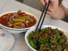 -独一佳老胡湘菜馆(矿山路店)
