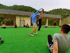 -南山特攻真人CS户外露营轰趴拓展基地