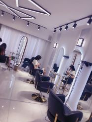 -烫·染专业店