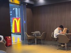 -麦当劳(深圳北站高铁店)