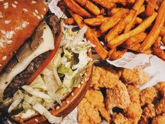-The Habit Burger Grill 哈比特汉堡(爱琴海店)