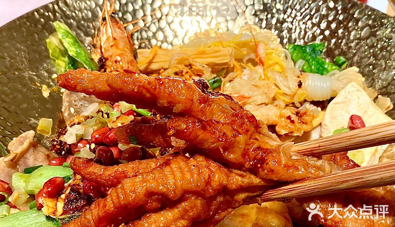 吃到了爆火的天水麻辣烫🍲！！好香🥺