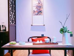 -AI住未来酒店(西安钟鼓楼五路口地铁站店)