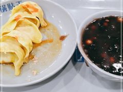 -天天锅贴王(迎凤街店)