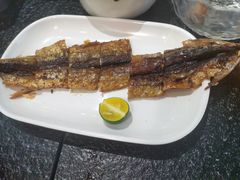 -何妹湿辣牛肉·粤式烧烤砂煲(桂雅路店)