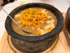 -品海楼·大连海胆锅贴馆(东港店)