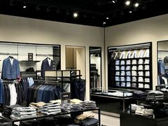 -百年港湾奥特莱斯(香炉礁店)
