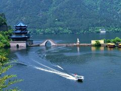 -严子陵钓台(富春江小三峡)