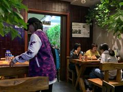 大堂-万记麻辣烫国展总店
