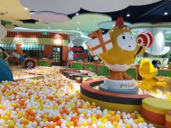 -MELAND CLUB亲子乐园•派对(虹桥万象城店)