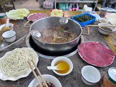 -乳仔牛牦牛汤锅 烤羊排(松潘古城店)