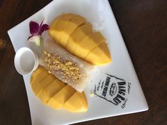 -Dang restaurant (patong phuket)