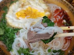 -肇兴特色牛肉粉